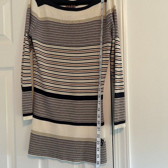 Tory Burch Sweater in Small - Picture 6 of 6
